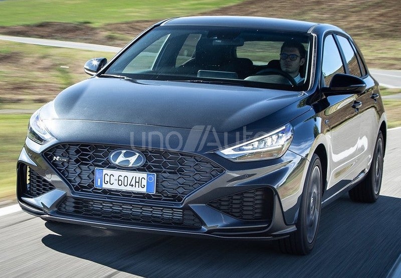 HYUNDAI i30