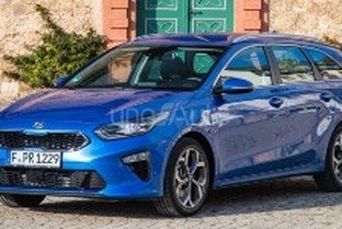 Tres coches familiares con Etiqueta 0